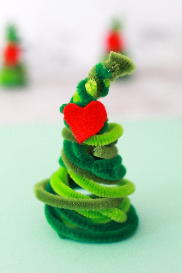 Grinch pipe cleaner Christmas tree