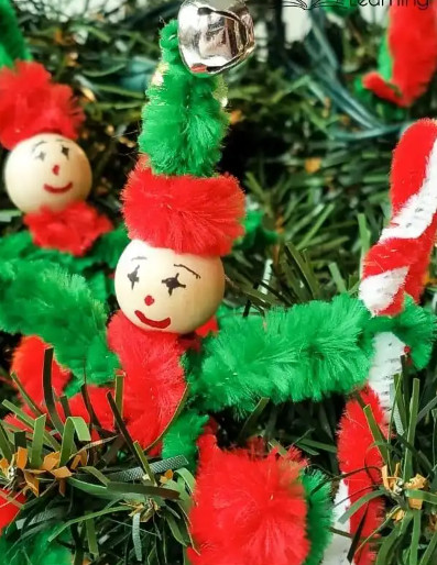 Pipe Cleaner Christmas Elf ornaments