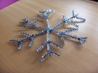 Pipe cleaner snowflakes