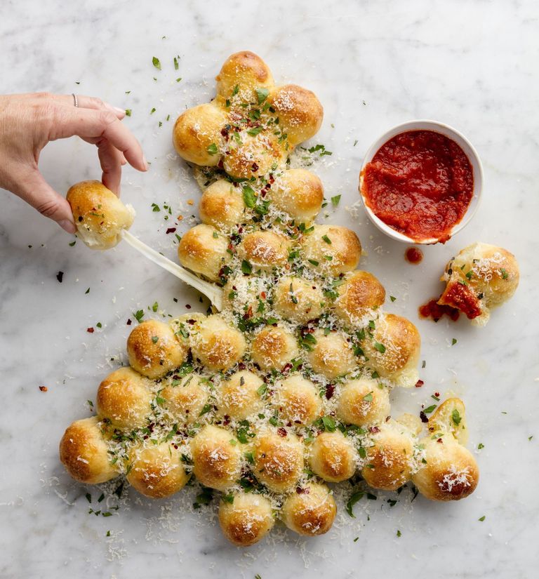 Pull-Apart baked pizza balls Christmas Tree 