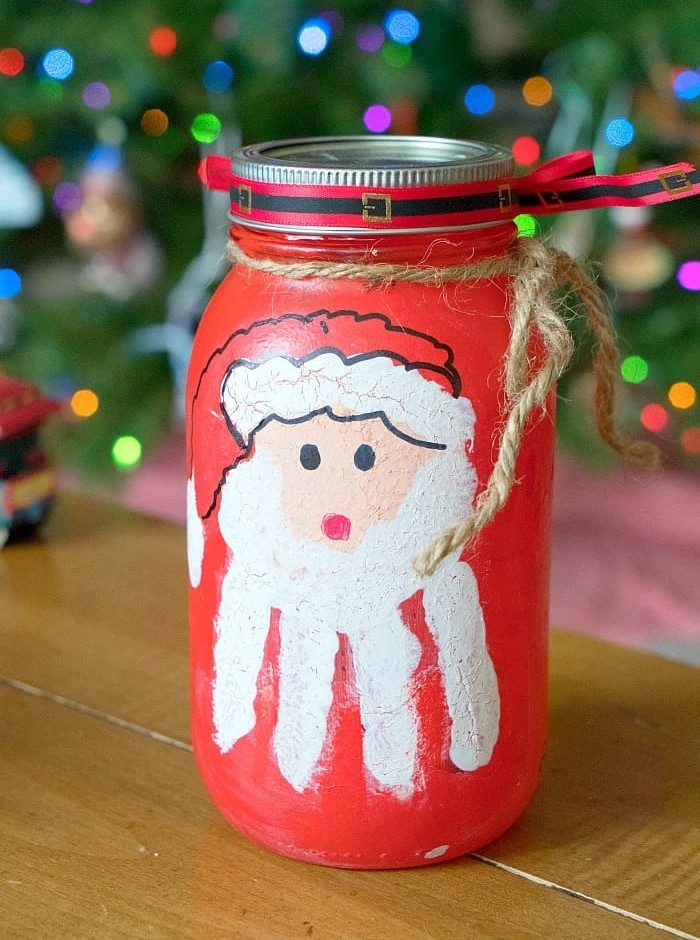 Mason jar Santa handprint craft