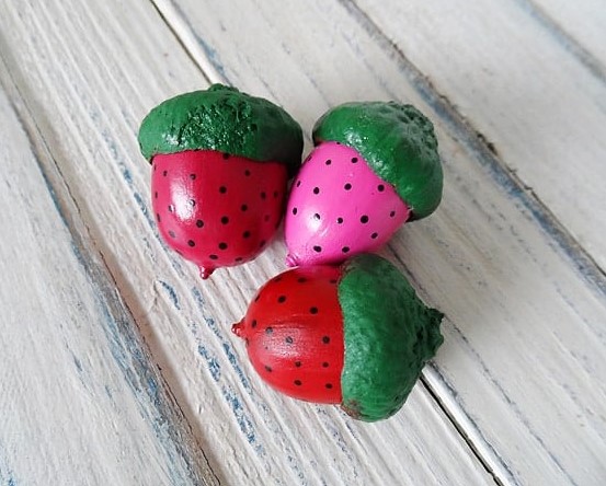 adorable strawberry acorn magnets to display on your fridge