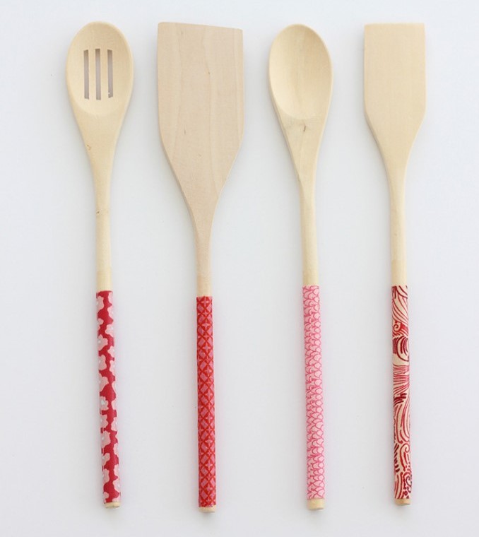 Fabric covered spoons coated using mod podge