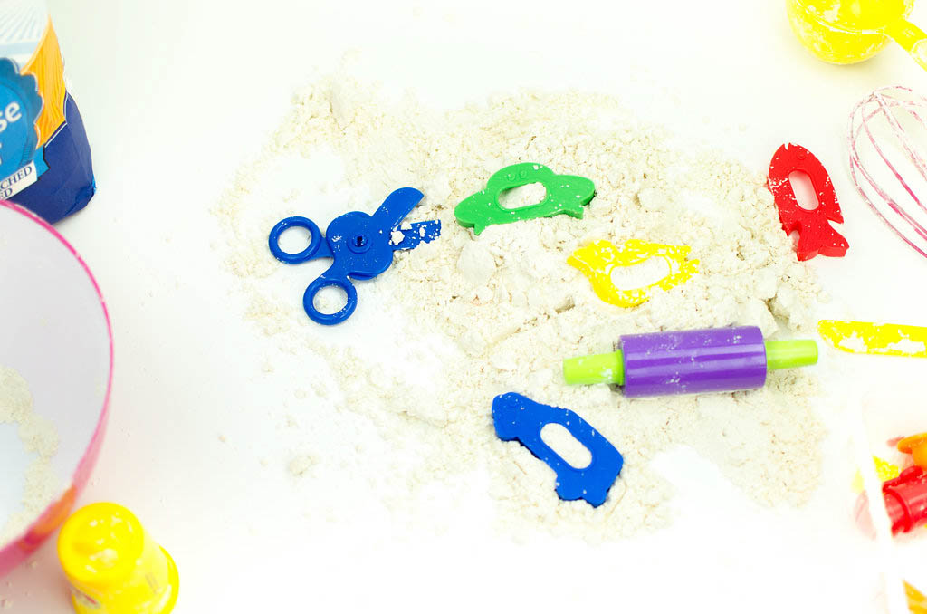 DIY moon sand a fun sensory play for kids