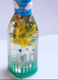  simple Spring Flower Sensory Bottle